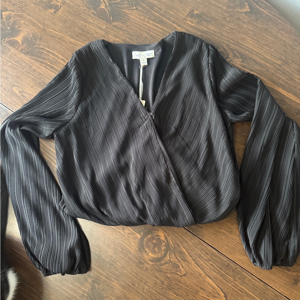 She + Sky Black Pleated Blouse